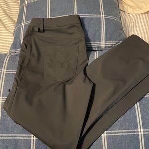 Men’s Lululemon ABC Commuter Pants